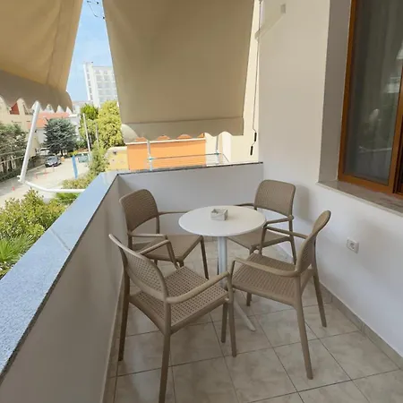 Апартаменты E2 Seaside