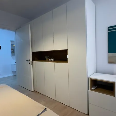 Апартаменты E2 Seaside