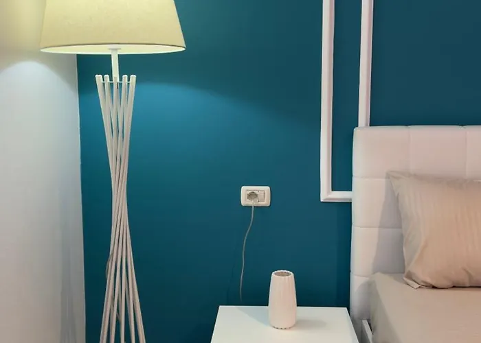 E2 Seaside Apartman *