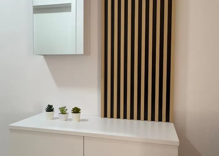 E2 Seaside Apartman *